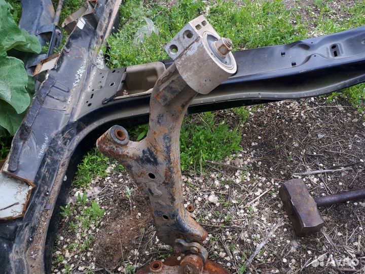 Рычаги передние Opel Antara