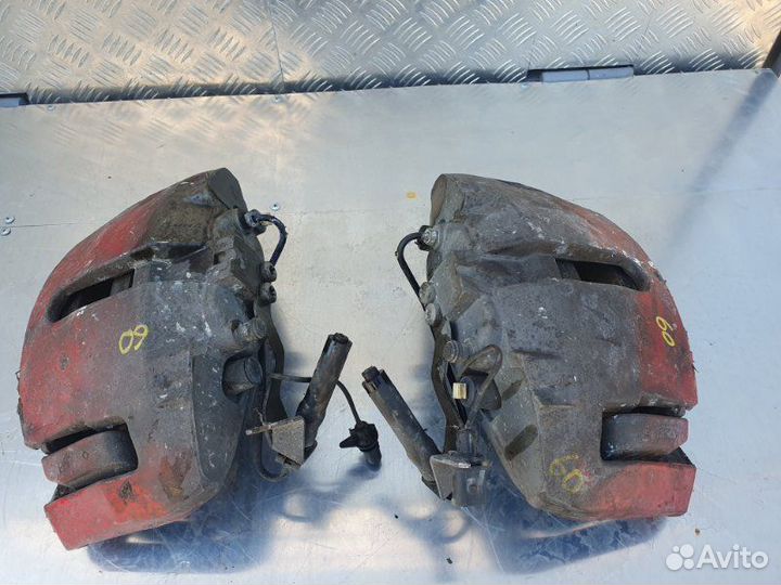 Суппорт передний Audi A8 D3 4.2 BVJ 2007-2010