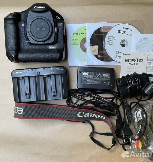 Зеркальный фотоаппарат Canon eos-1 DS Mark3