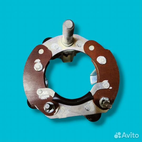 Щеткодержатель щеток стартера ямз (траверс) прамо