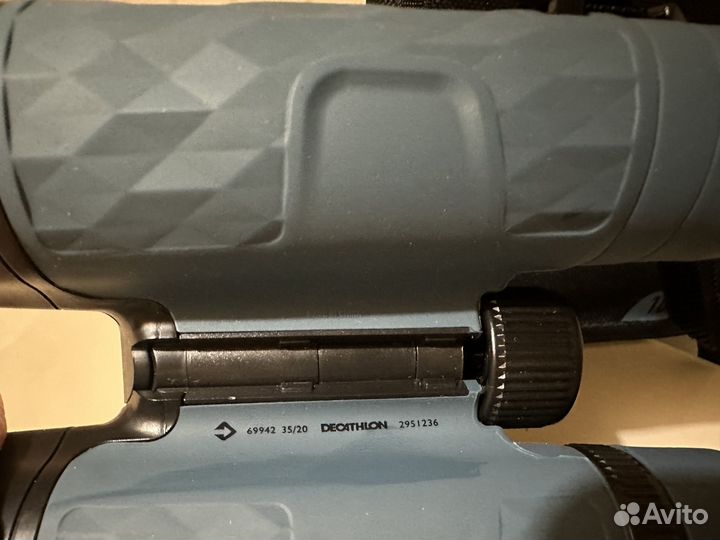 Бинокль Quechua 10х32 Декатлон, б/у