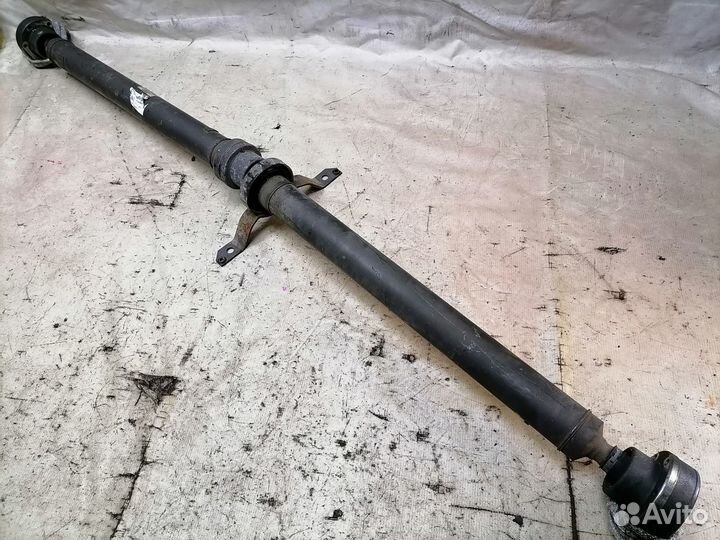 Карданный вал Audi A4 B6 8EC 8E0521101G