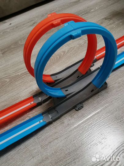 Гоночный трек hot wheels