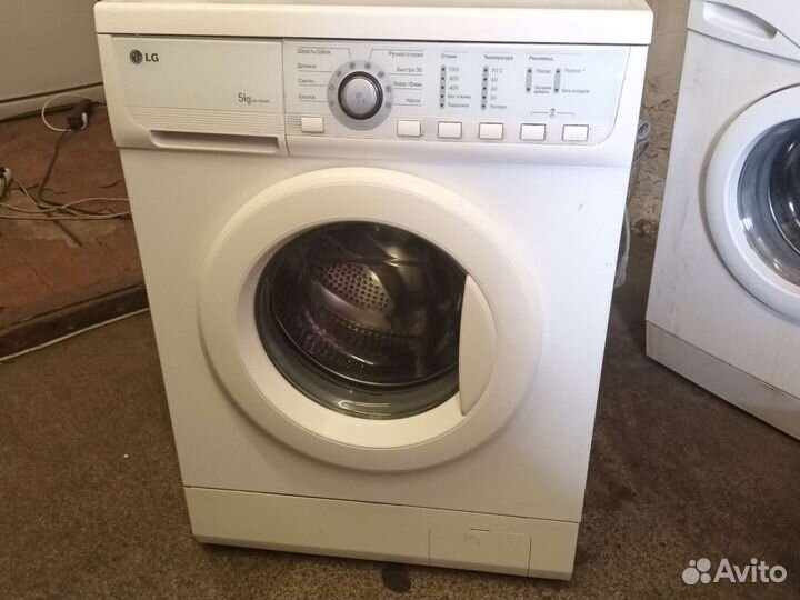 Стиральная машина LG 5 кг 1000 об