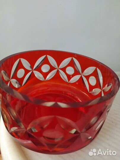 Ваза. Цветное стекло