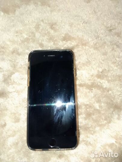 Телефон iPhone 6
