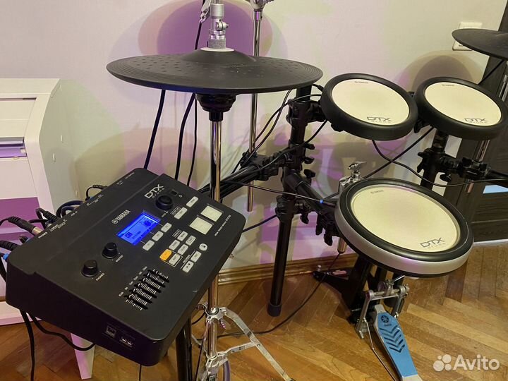 Электронная барабанная установка Yamaha DTX700K