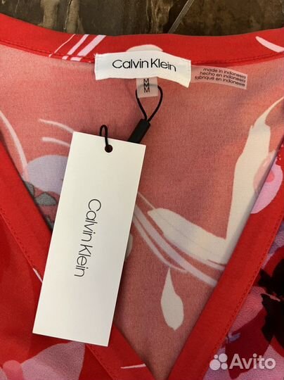 Топ Calvin Klein. NEW