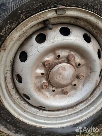 Колесо Chevrolet niva на запаску