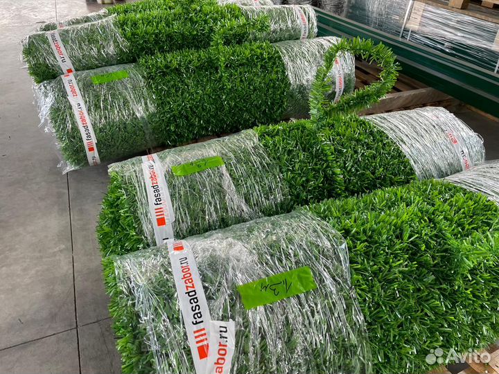 Зеленый забор (Искусственная изгородь) цена за м2