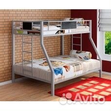 Двухъярусная кровать
