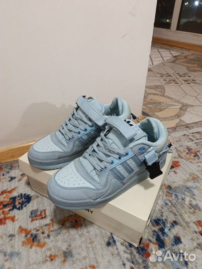 Кроссовки adidas bad bunny