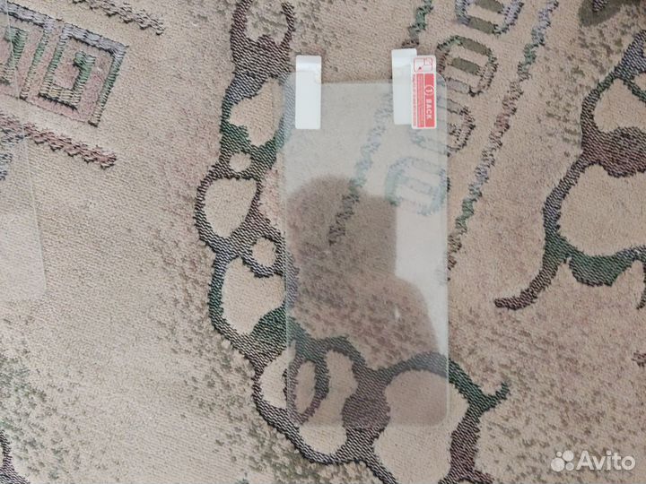 Защитное стекло