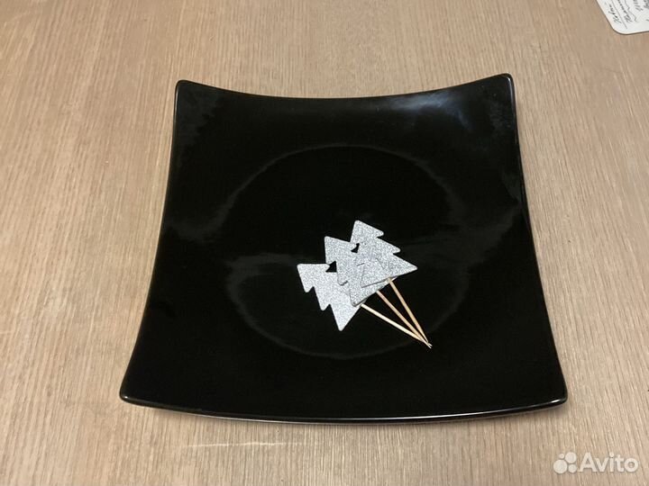 Блюдо Сандра Рич черный квадрат Германия