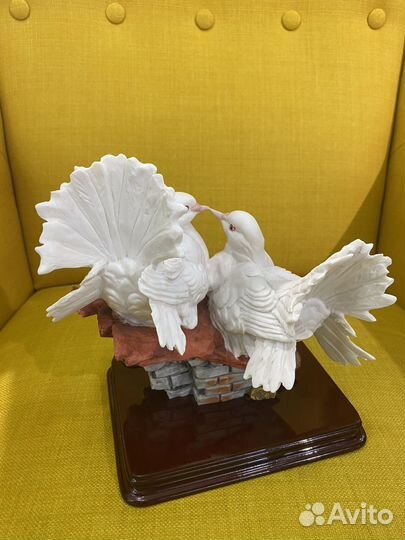 Итальянская статуэтка Dear