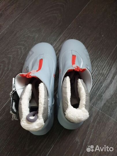 Лыжные ботинки salomon (новые)