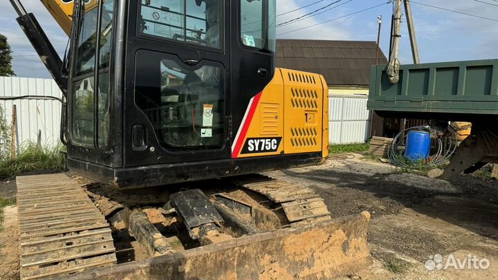 Продам гусеницу 450х81NX76 От Sany SY 75