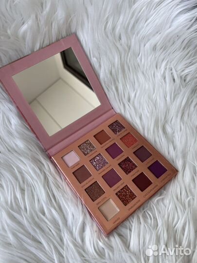 Тени для век