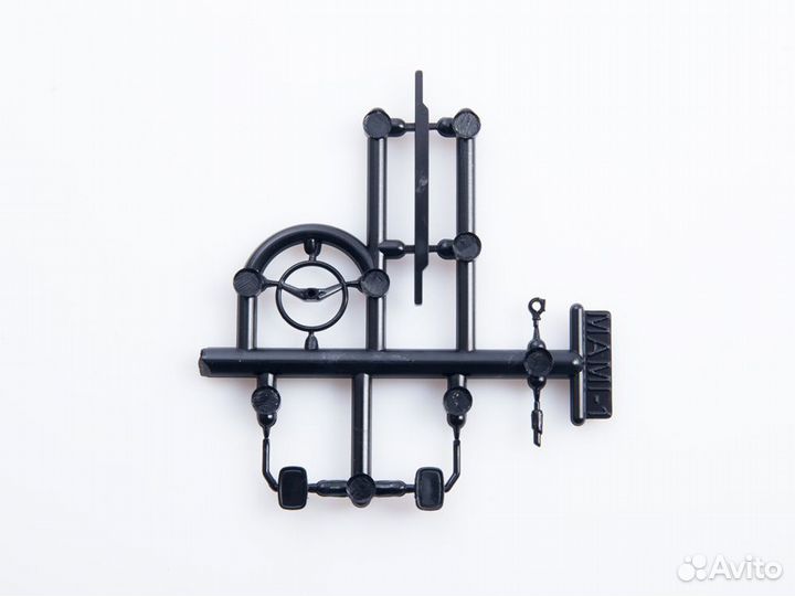 Сборная модель Военный внедорожник мами 1611AVD