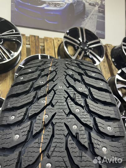 Nokian Tyres Hakkapeliitta 9 SUV 225/55 R18 102T