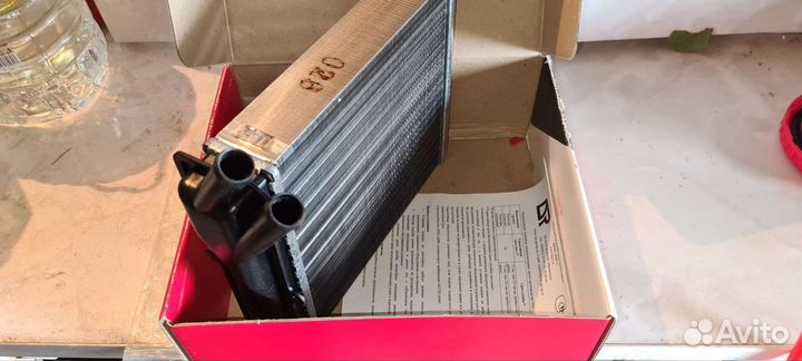 Радиатор отопления на Нива Шевроле 2123