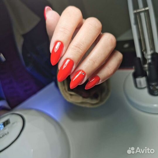 Маникюр педикюр