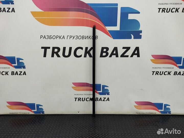 Направляющая стекла двери правой Daf XF105