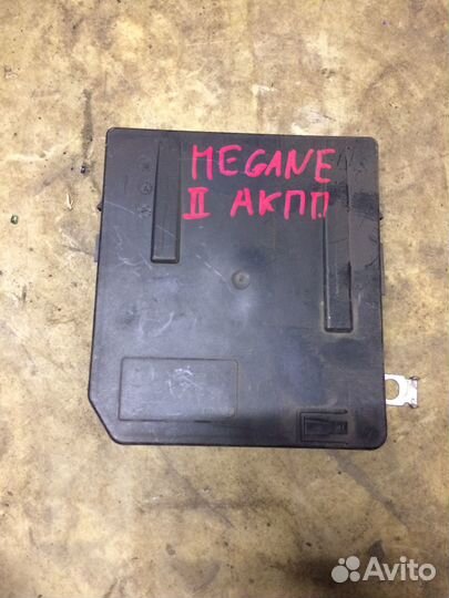 Блок предохранителей моторный Renault Megane 2