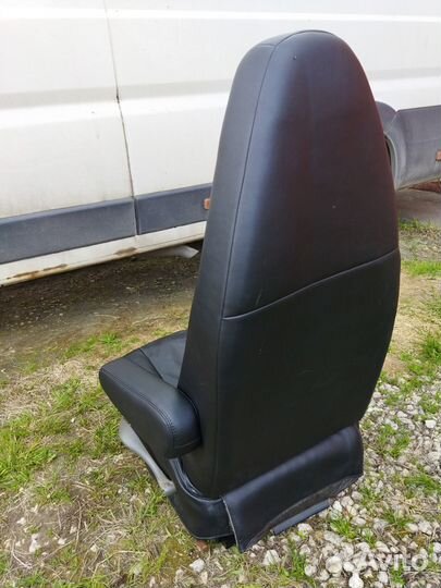 Переднее сиденье Шевроле Экспресс GMC Savana