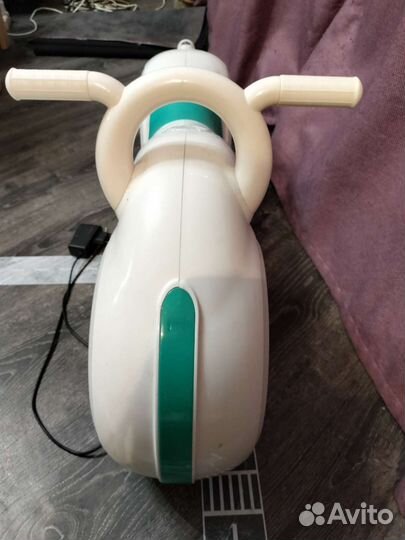 Детский беговел tron bike