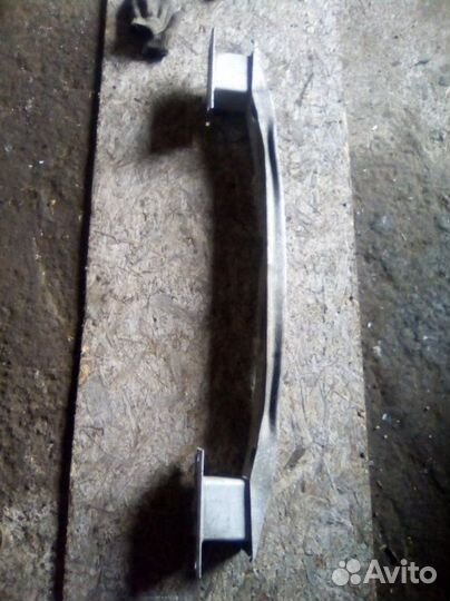 Усилитель бампера задний Opel Astra J A16XER 2012