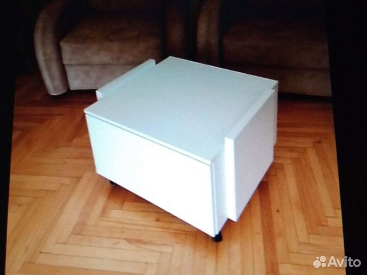 Пуфик-столик с выдвижным ящиком