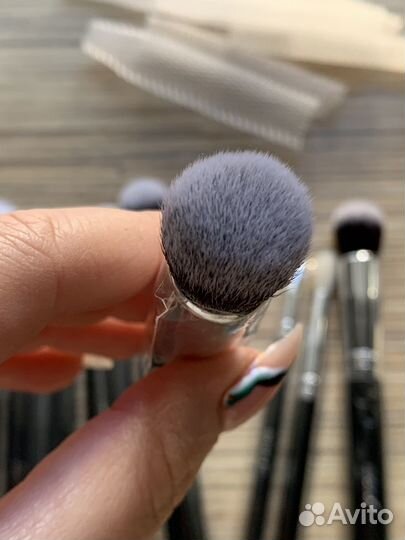Кисти для макияжа новые