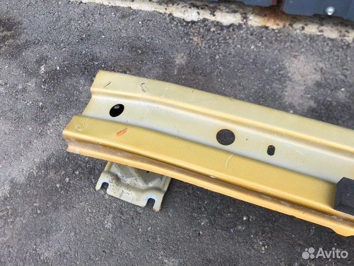 Усилитель бампера задний Suzuki Vitara 2 2015