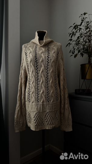 Свитер женский длинный