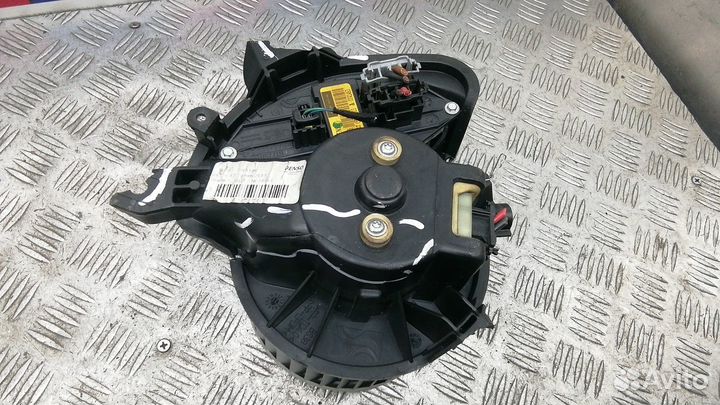 Моторчик печки Opel Corsa D 2007