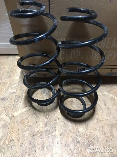 Пружины передние приора