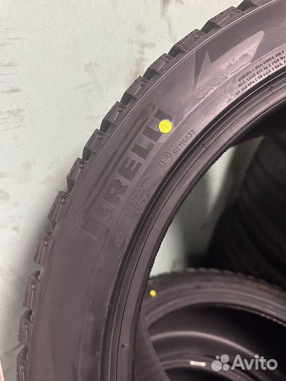 Pirelli Scorpion Ice Zero 2 315/35 R21 и 275/40 R21 111