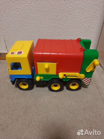 Машинка бетономешалка и мусоровоз