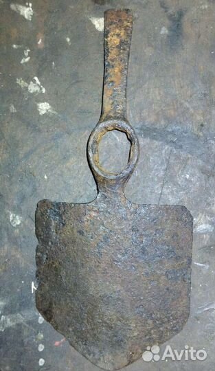 Кирка лопата