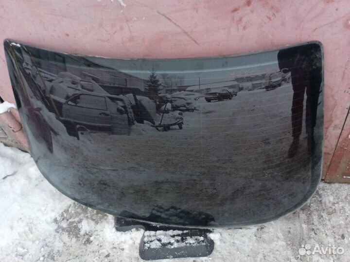 Стекло двери заднее Mercedes-Benz E-Класс