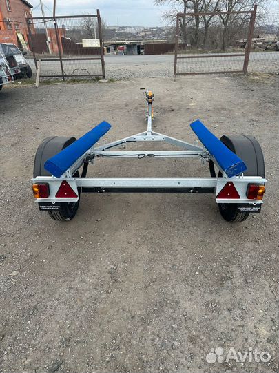 Прицеп лодочный до 4.3 м гидроцикл и килевой лодки