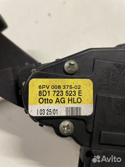 Педаль газа АКПП бензин Volkswagen Passat B5+