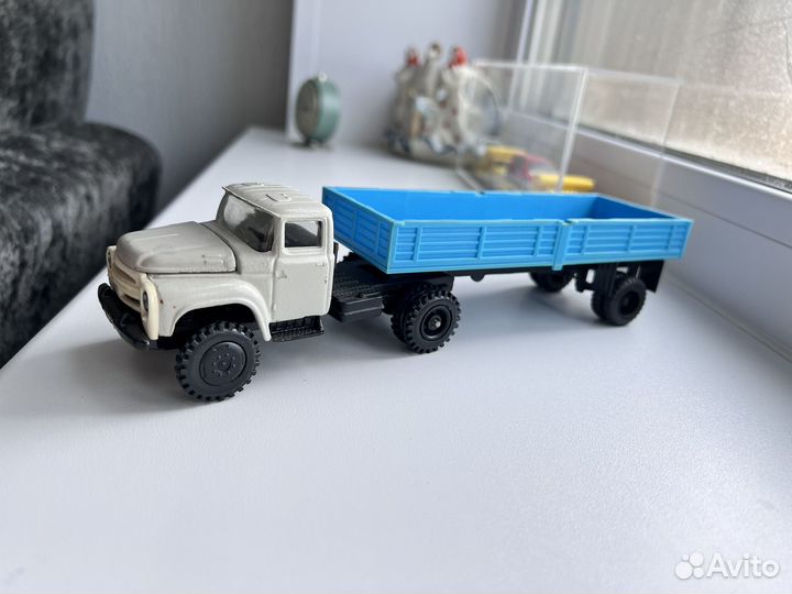 Модель грузовика ЗИЛ 1 43