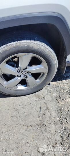 Bridgestone Alenza H/L 33 225/60 R18 100