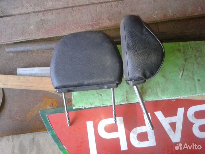 Колпаки подголовники