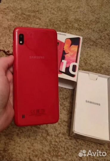 Samsung Galaxy A10, 2/32 ГБ