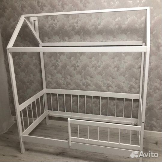 Кровать домик собственного производства