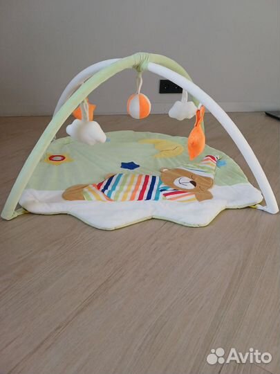 Развивающий коврик