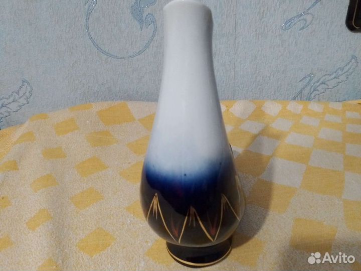 Фарфоровая статуэтка птичка СССР